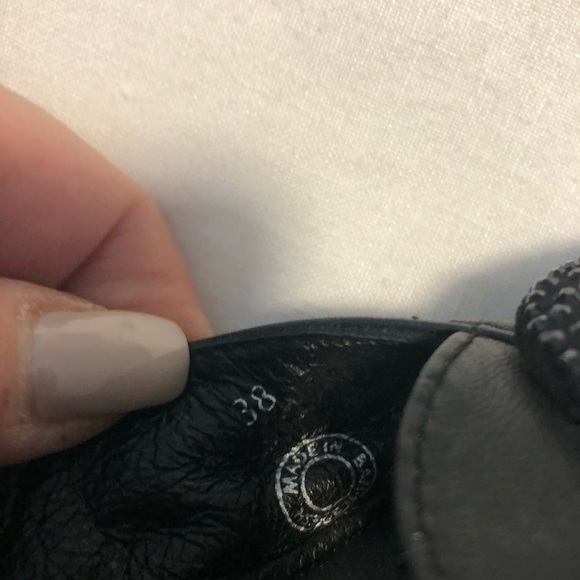 Love, Moschino black leather size 37 never worn brand new super cute - Picture 8 of 8